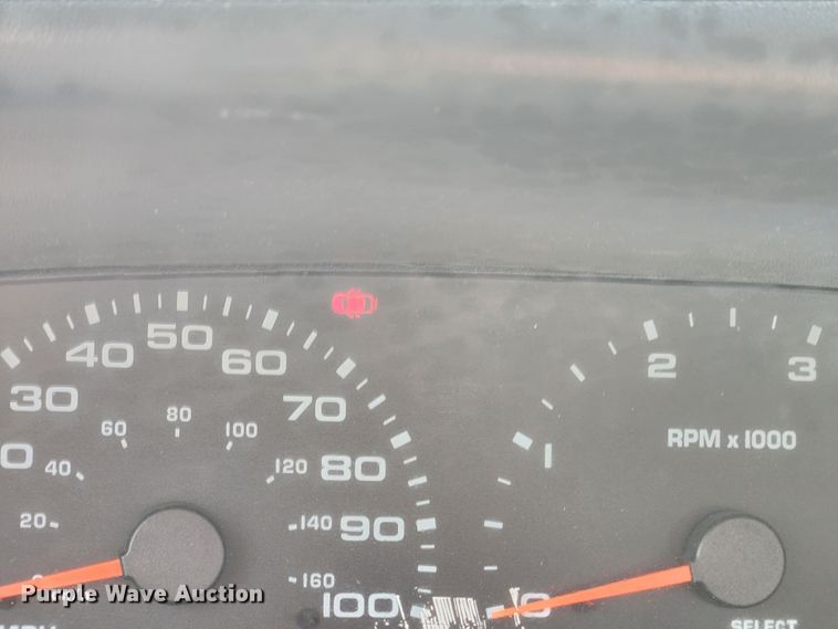 image for item JB9554 2003 Ford F350 Super Duty XL  utility bed pickup truck