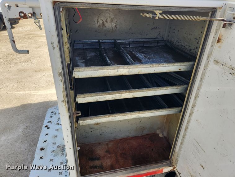 image for item JB9554 2003 Ford F350 Super Duty XL  utility bed pickup truck