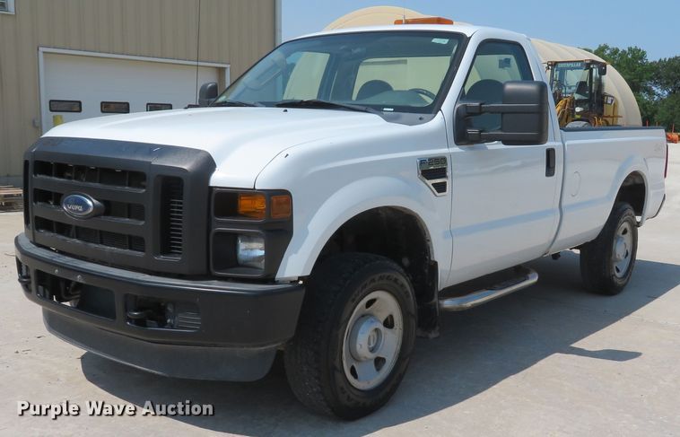 image for item JB9555 2008 Ford F250 Super Duty XL  pickup truck