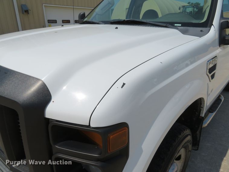 image for item JB9555 2008 Ford F250 Super Duty XL  pickup truck