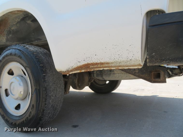 image for item JB9555 2008 Ford F250 Super Duty XL  pickup truck