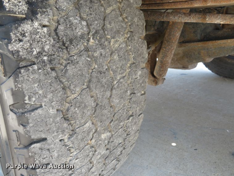 image for item JB9555 2008 Ford F250 Super Duty XL  pickup truck