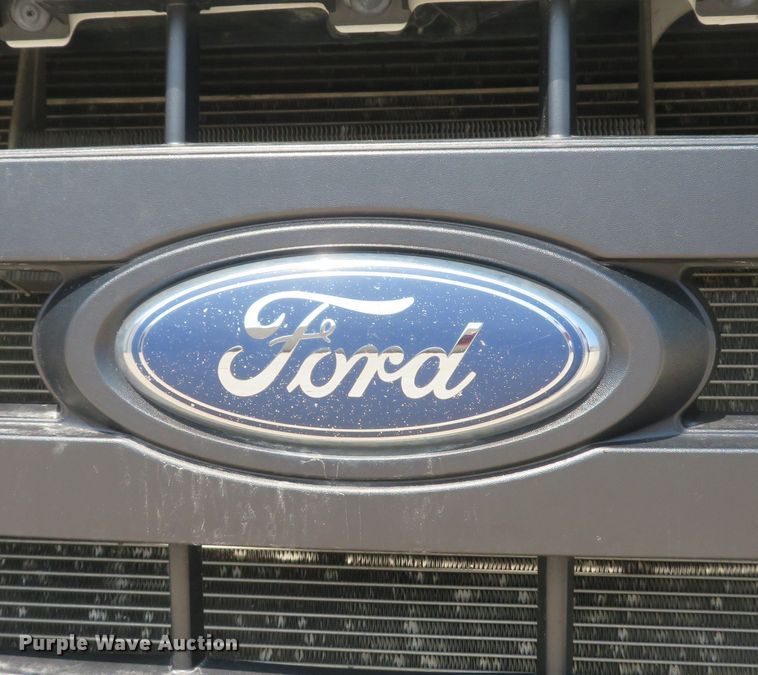 image for item JB9555 2008 Ford F250 Super Duty XL  pickup truck