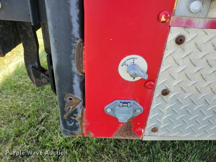 image for item JO9199 1998 GMC Savana 3500 Cargo  box truck