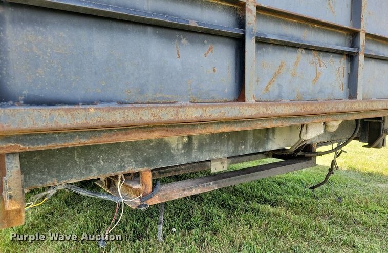 image for item JO9199 1998 GMC Savana 3500 Cargo  box truck