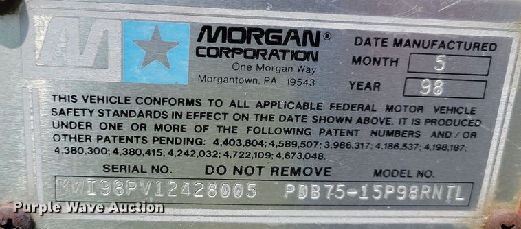 image for item JO9199 1998 GMC Savana 3500 Cargo  box truck