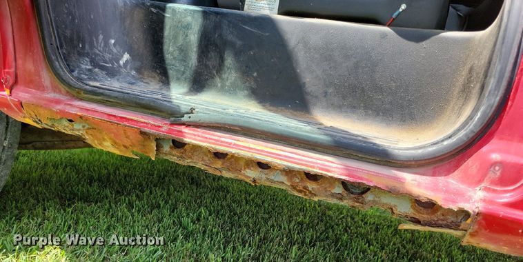 image for item JO9199 1998 GMC Savana 3500 Cargo  box truck