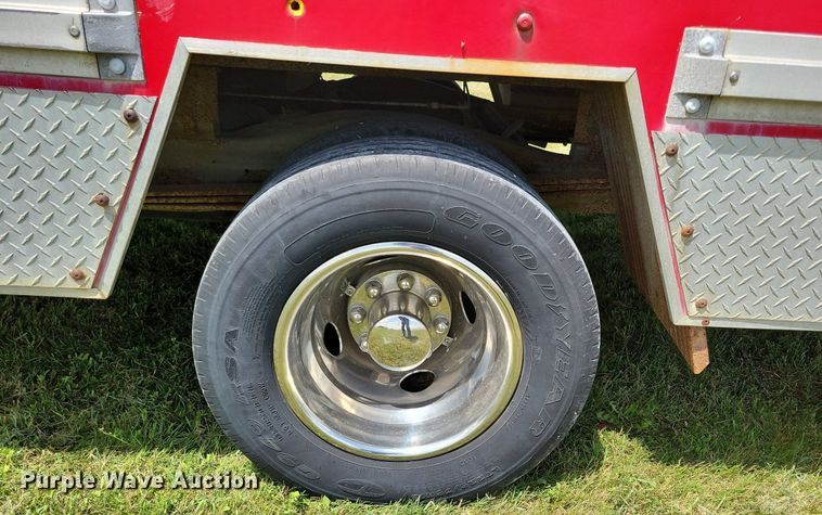 image for item JO9199 1998 GMC Savana 3500 Cargo  box truck