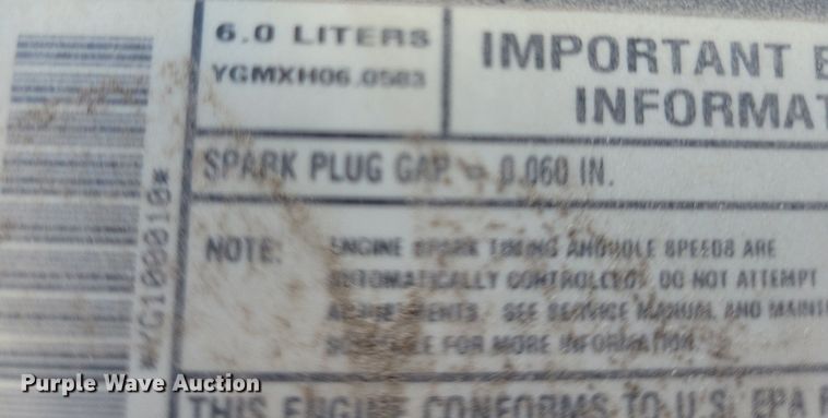 image for item JO9201 2000 Chevrolet Suburban 2500 LS  SUV