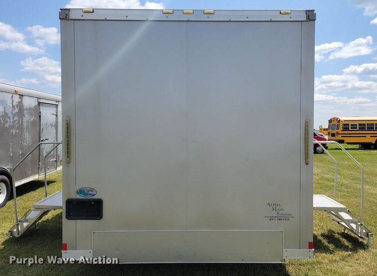 image for item JO9202 2010 Forest River  restroom trailer