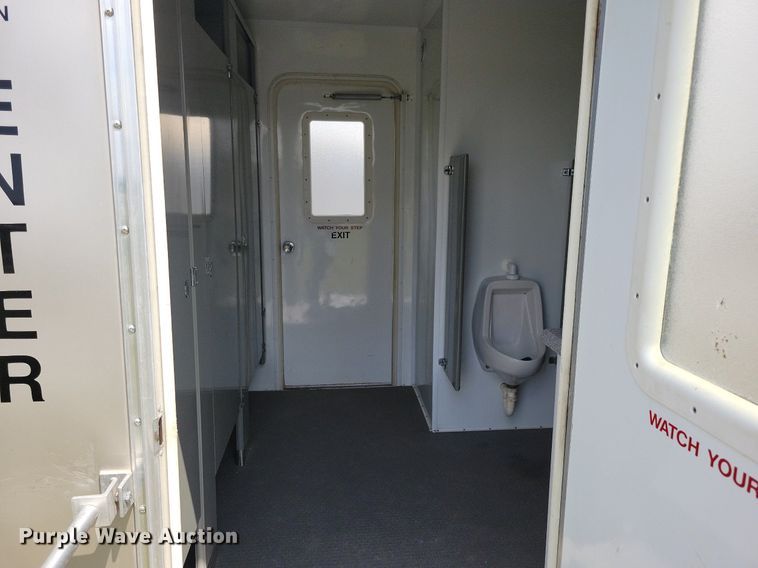 image for item JO9202 2010 Forest River  restroom trailer