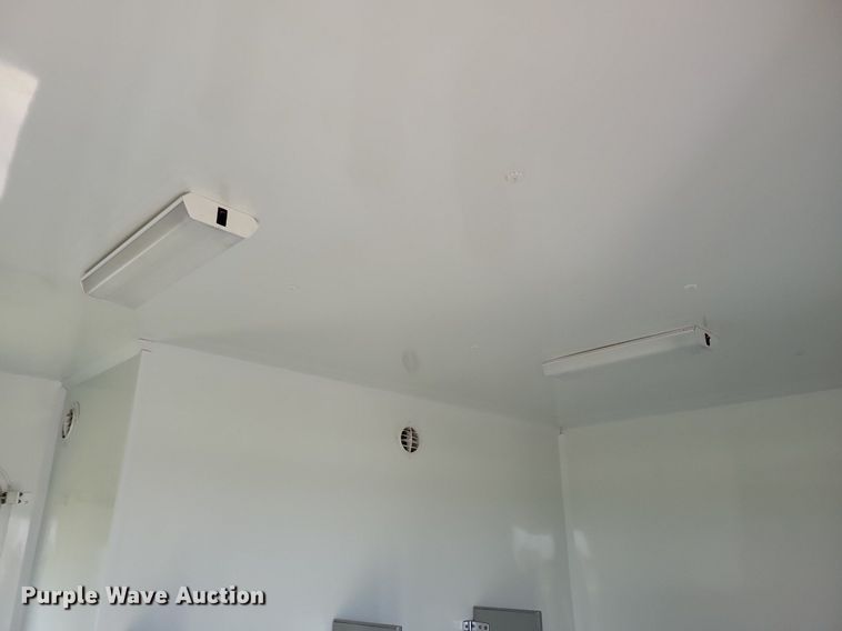 image for item JO9202 2010 Forest River  restroom trailer