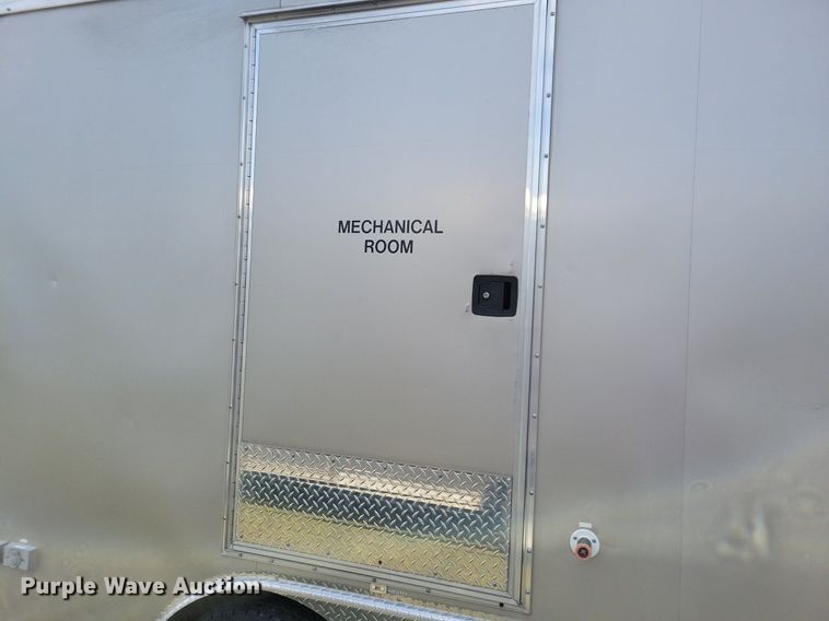 image for item JO9202 2010 Forest River  restroom trailer