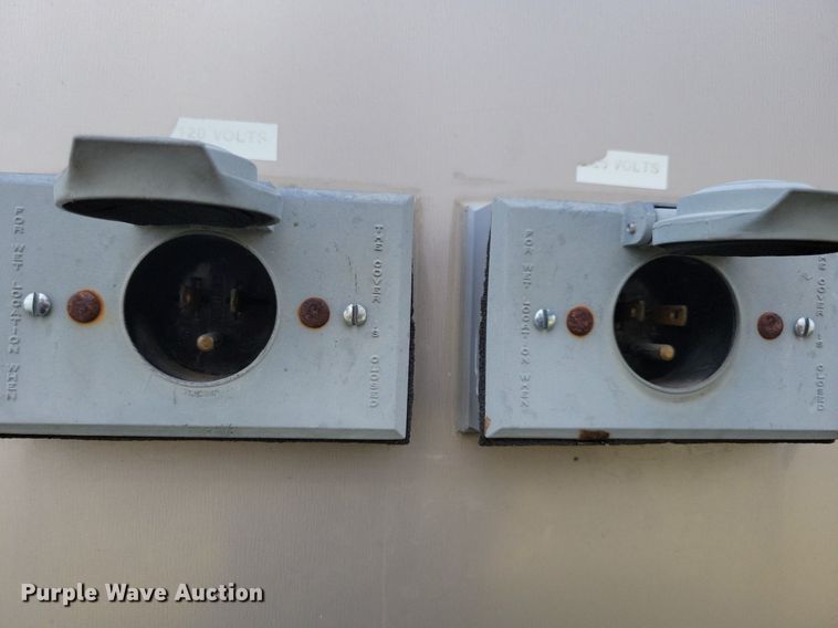 image for item JO9202 2010 Forest River  restroom trailer