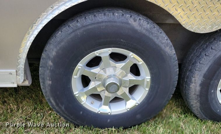 image for item JO9202 2010 Forest River  restroom trailer