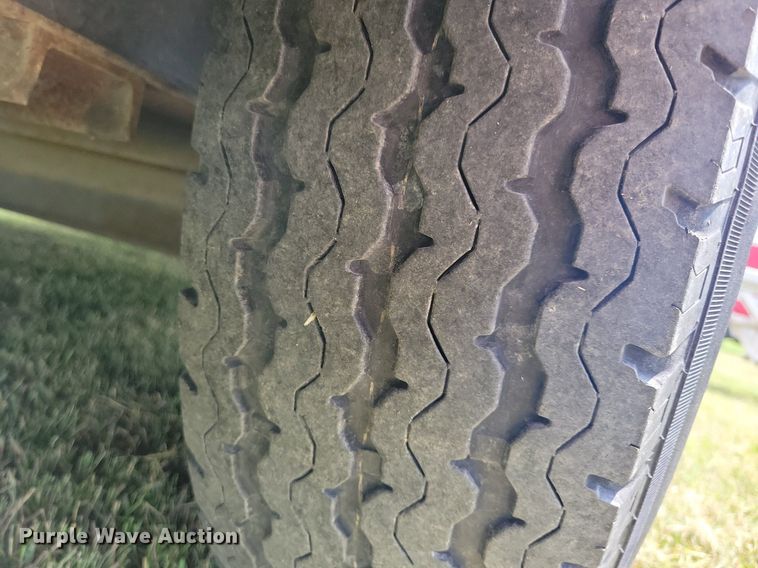 image for item JO9202 2010 Forest River  restroom trailer