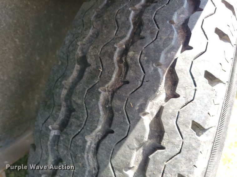 image for item JO9202 2010 Forest River  restroom trailer