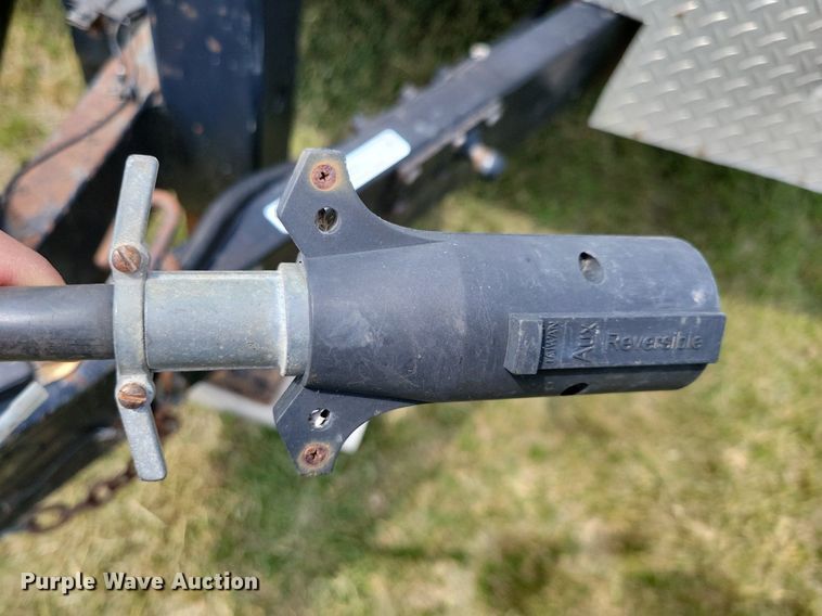 image for item JO9203 1995 Pace American  enclosed cargo trailer