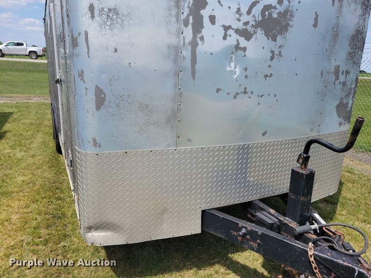 image for item JO9203 1995 Pace American  enclosed cargo trailer