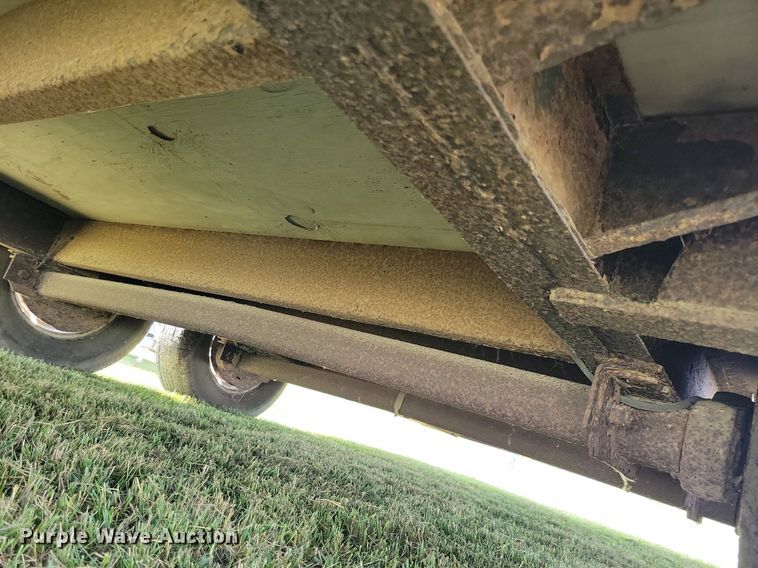 image for item JO9203 1995 Pace American  enclosed cargo trailer