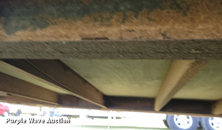 image for item JO9203 1995 Pace American  enclosed cargo trailer