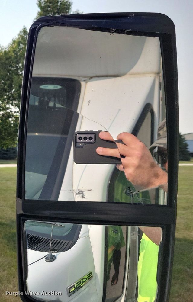 image for item JO9206 2010 Ford E450  shuttle bus