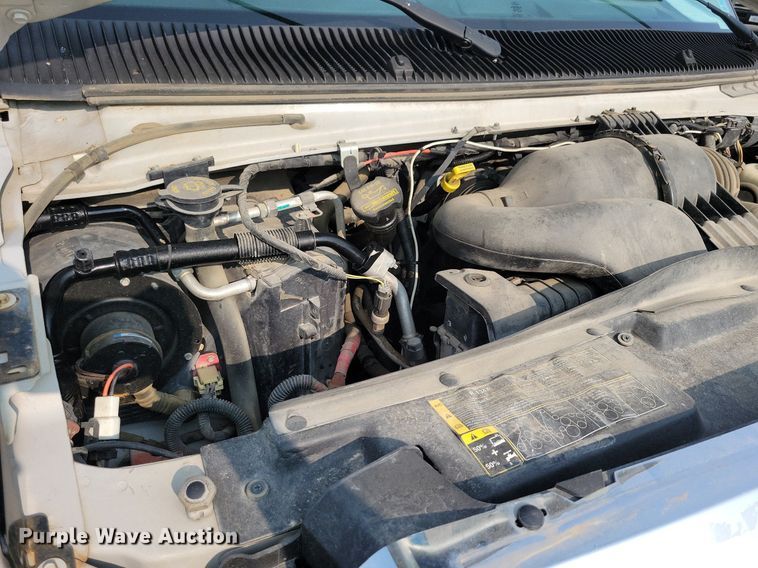 image for item JO9206 2010 Ford E450  shuttle bus