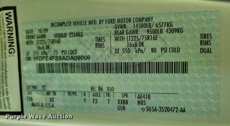 image for item JO9206 2010 Ford E450  shuttle bus