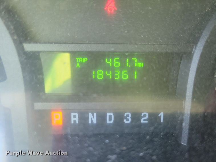 image for item JO9210 2010 Ford E450  shuttle bus