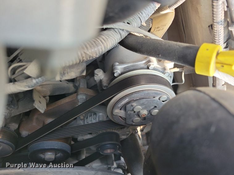 image for item JO9210 2010 Ford E450  shuttle bus