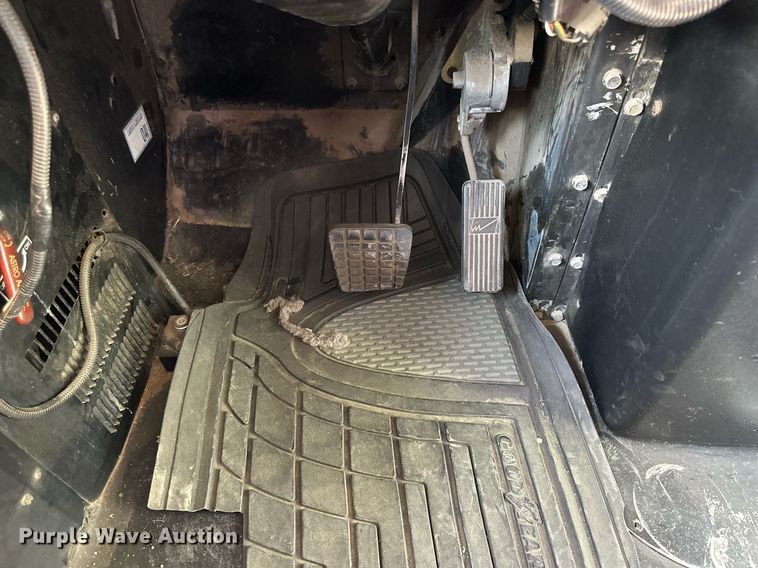 image for item KL9027 2005 Blue Bird  school bus