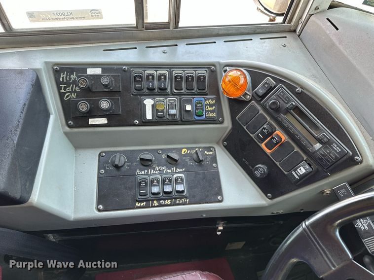 image for item KL9027 2005 Blue Bird  school bus