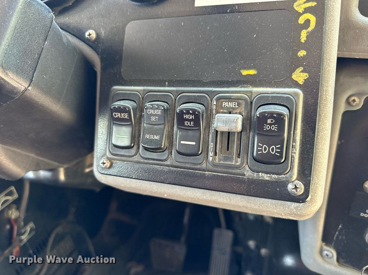 image for item KL9027 2005 Blue Bird  school bus