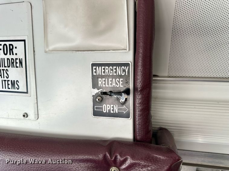 image for item KL9027 2005 Blue Bird  school bus