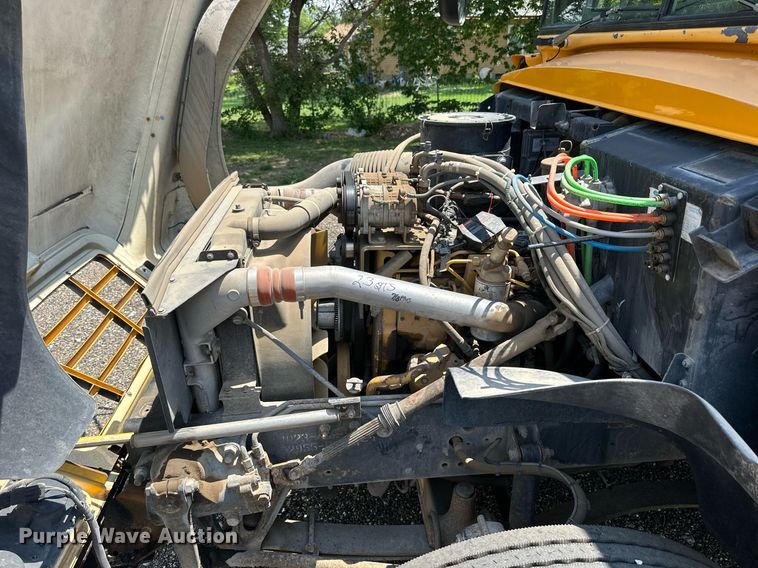 image for item KL9027 2005 Blue Bird  school bus