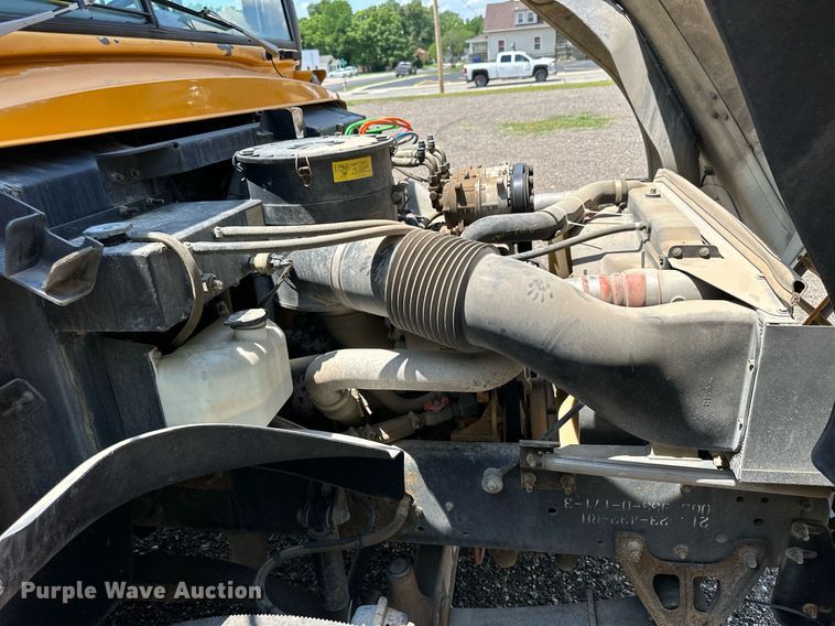 image for item KL9027 2005 Blue Bird  school bus