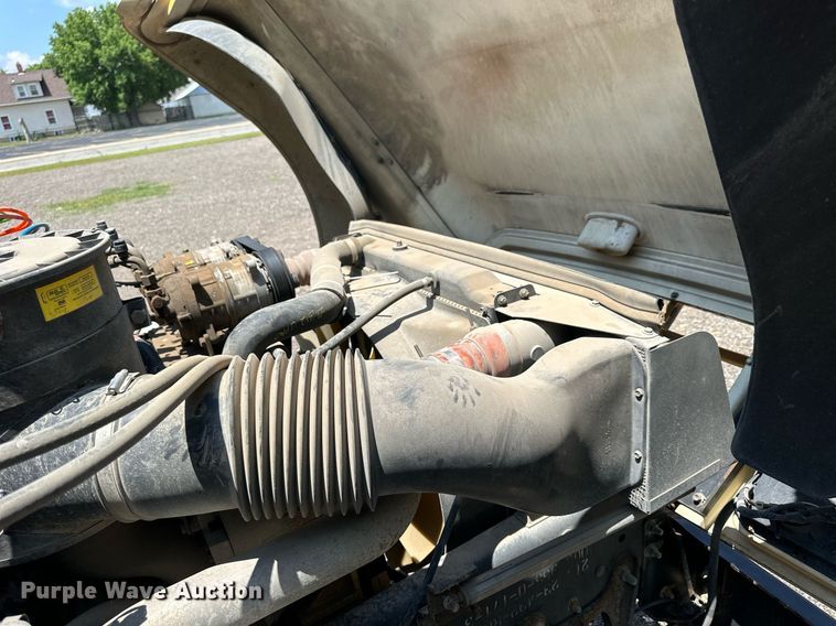 image for item KL9027 2005 Blue Bird  school bus