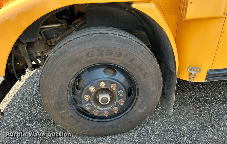 image for item KL9027 2005 Blue Bird  school bus