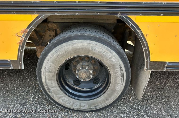 image for item KL9027 2005 Blue Bird  school bus