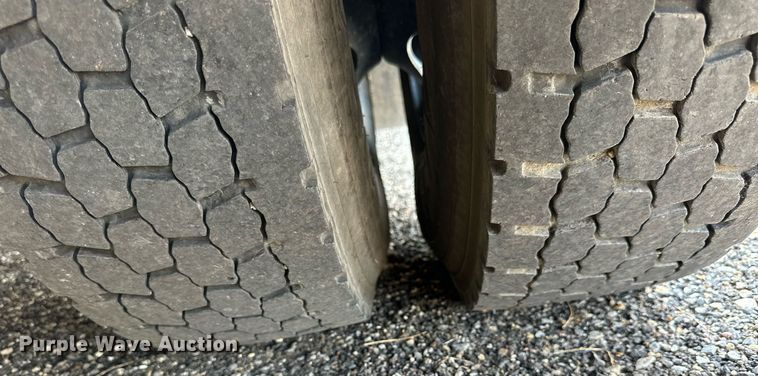 image for item KL9027 2005 Blue Bird  school bus