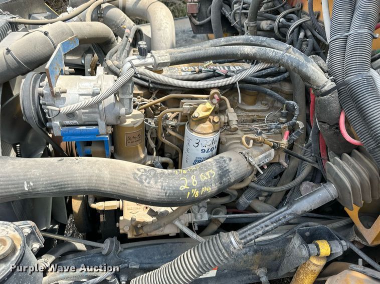 image for item KL9028 2001 Thomas Built  school bus