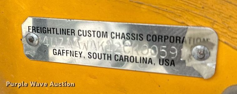 image for item KL9028 2001 Thomas Built  school bus