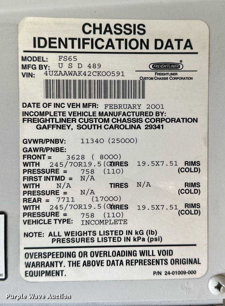 image for item KL9028 2001 Thomas Built  school bus