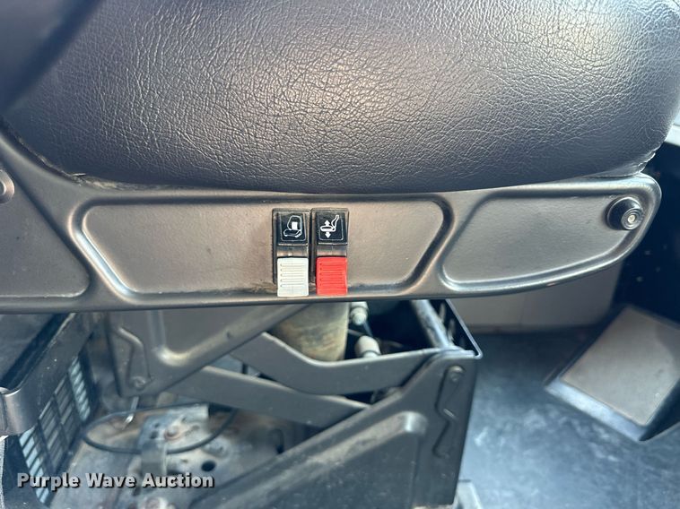 image for item KL9029 2012 Thomas Built  school bus