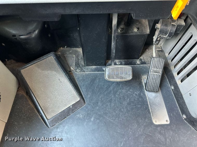 image for item KL9029 2012 Thomas Built  school bus