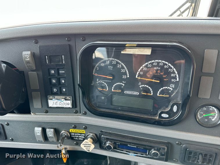 image for item KL9029 2012 Thomas Built  school bus