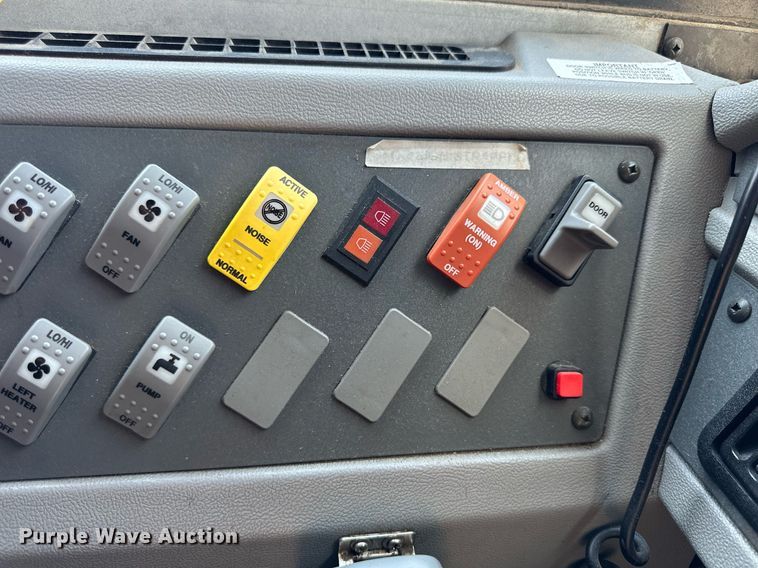 image for item KL9029 2012 Thomas Built  school bus