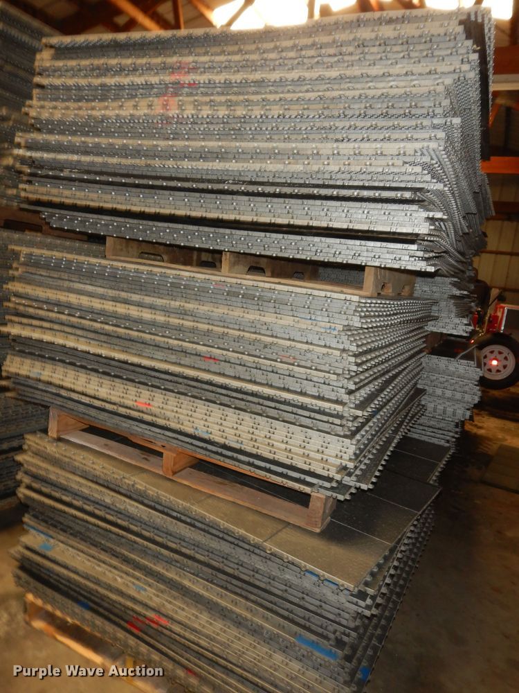 image for item KS9371 Approximately 1,500 to 1,700 pieces of gymnasium flooring