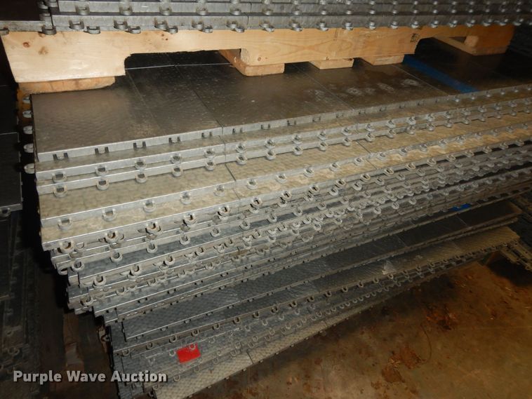 image for item KS9371 Approximately 1,500 to 1,700 pieces of gymnasium flooring