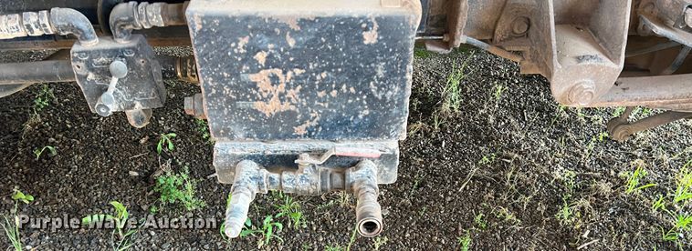 image for item LB9332 2003 Ford F550  Crew Cab dump truck